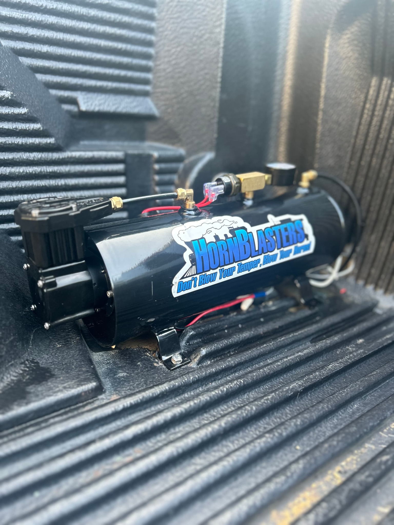 Logan's 2005 Dodge Ram 1500 Train Horn Install