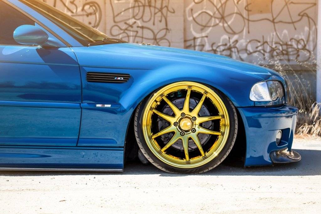 bme e46 m3 with gold aodhan wheels