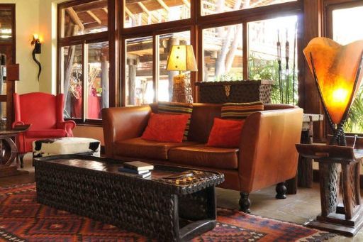 Old Tukai Lodge_Lounge