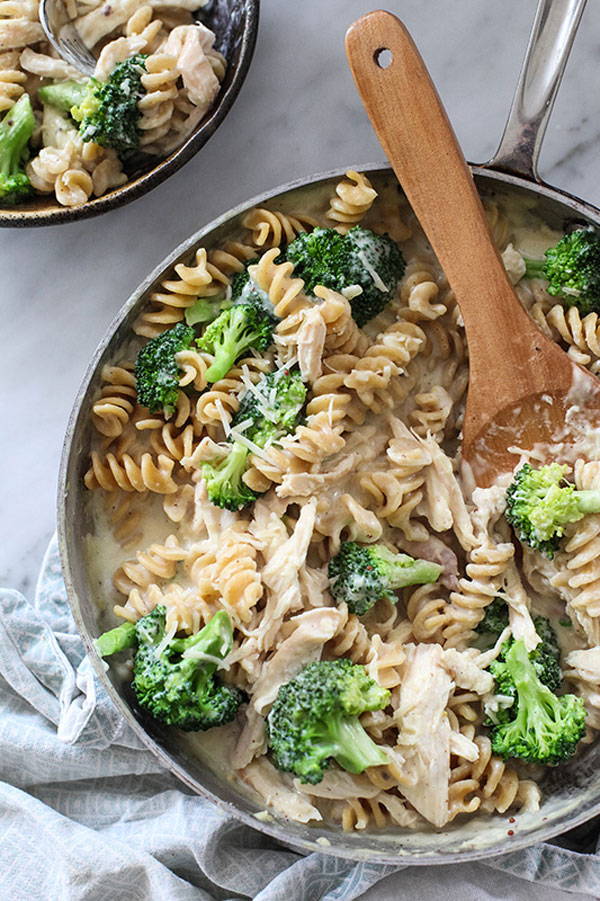 Cheesy chicken and broccoli pasta in pot