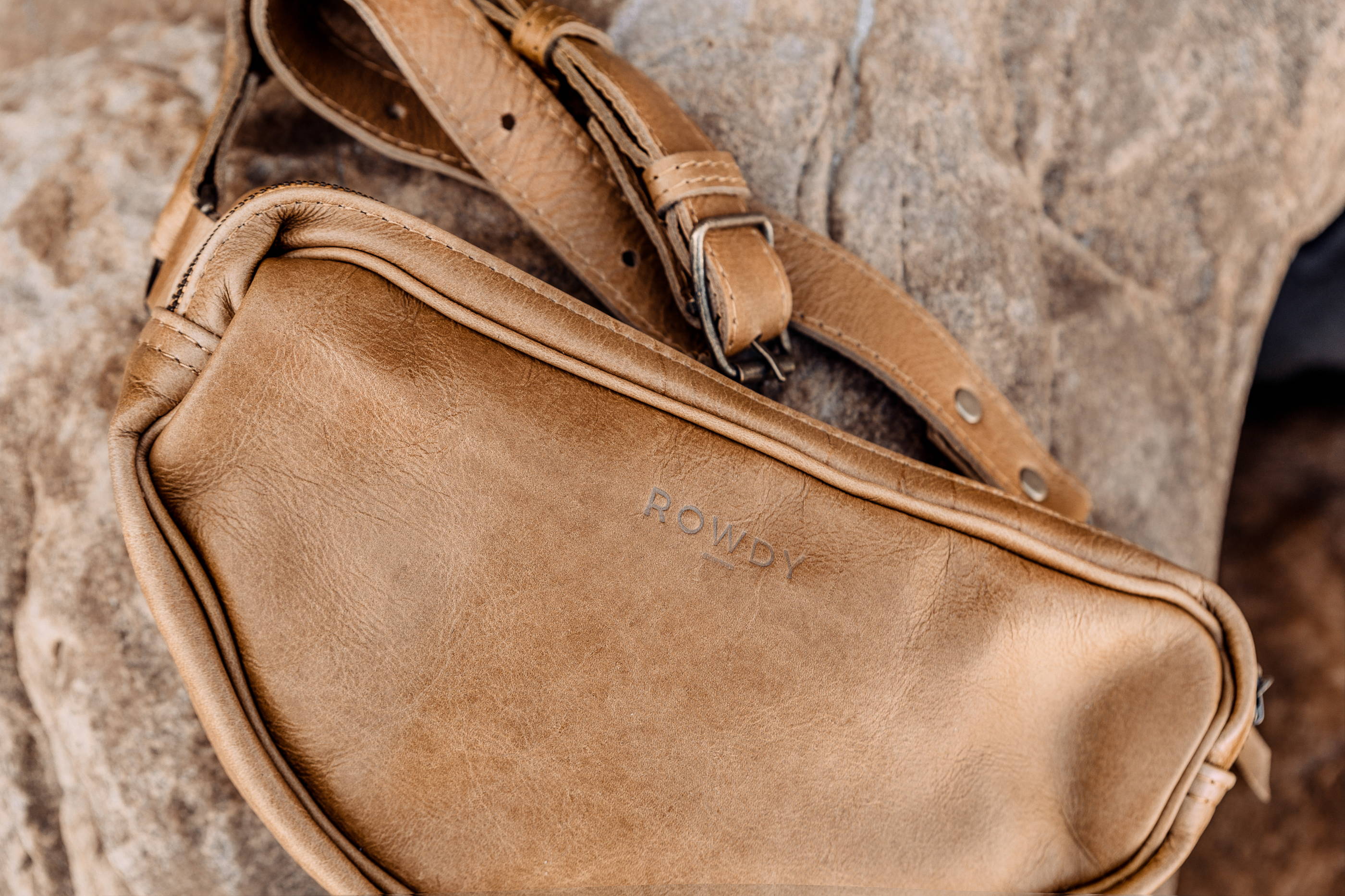 Rowdy Bauchtasche aus Leder