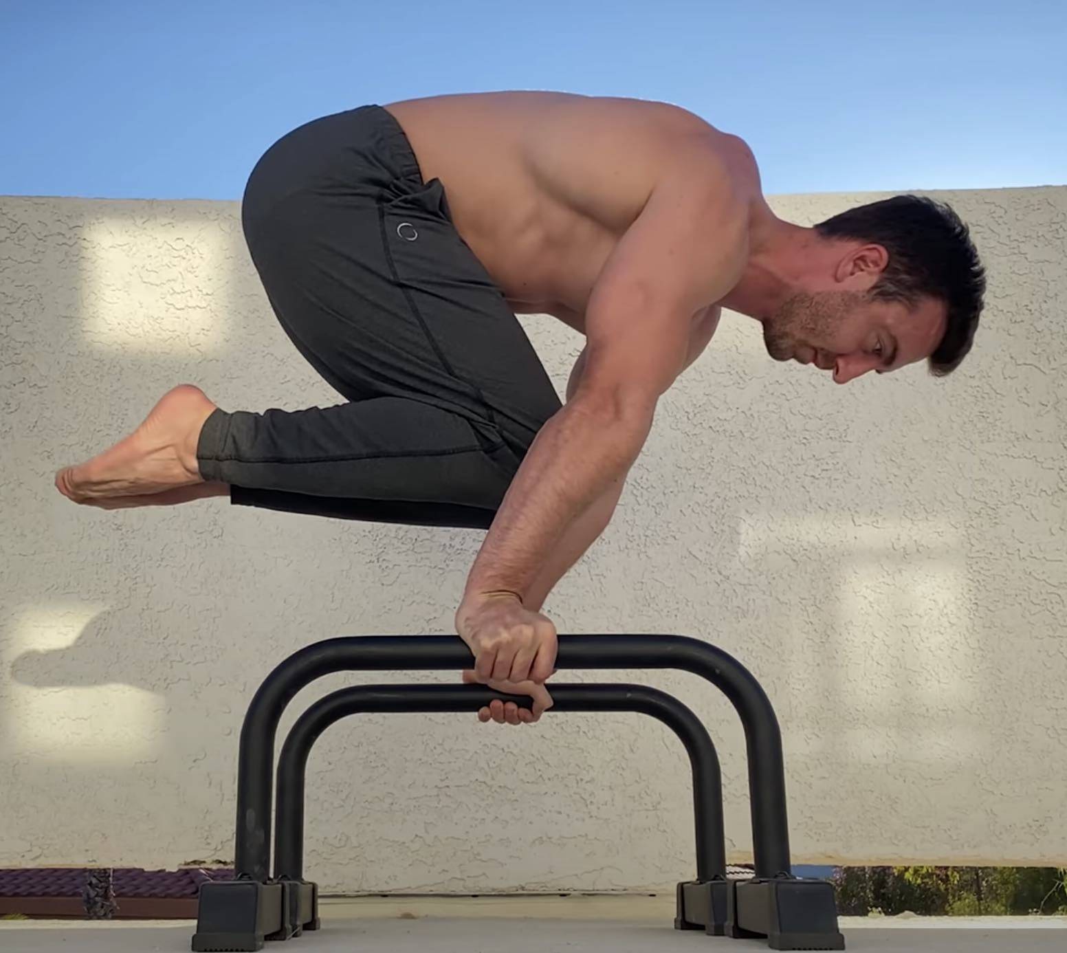 Tuck Planche 101 – Kensui