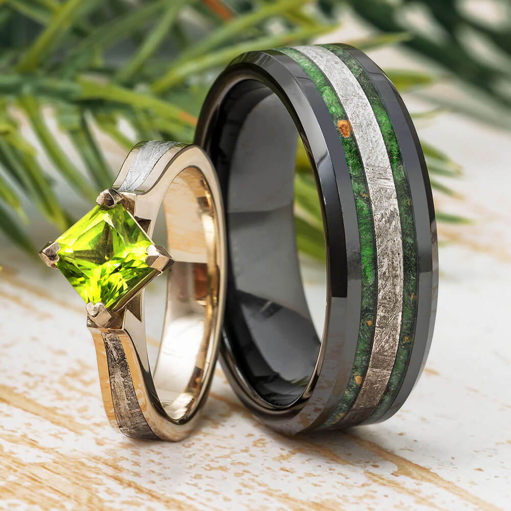 Green Engagement Ring and Wedding Band Set