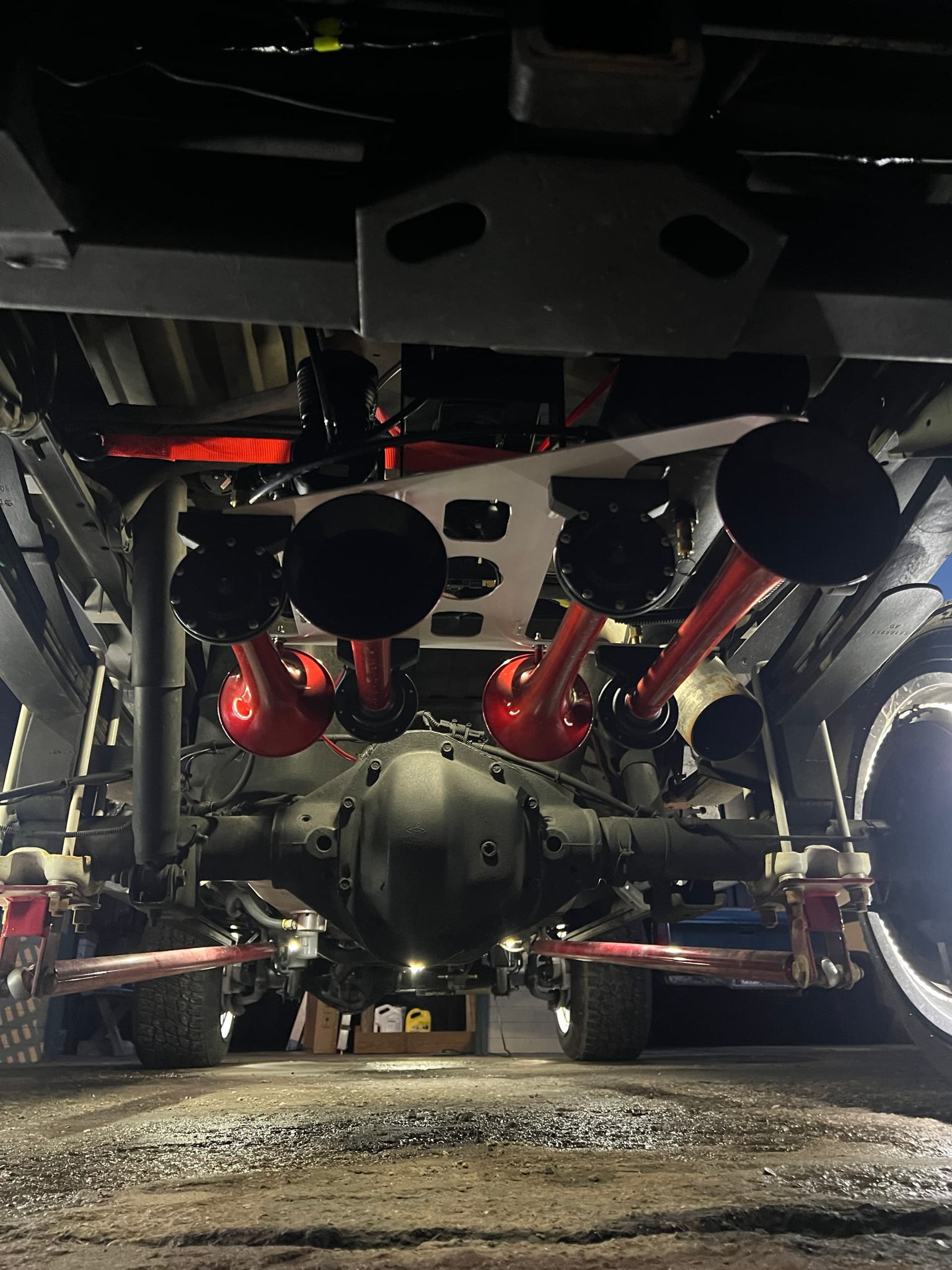 Devin's 1999 Dodge Ram 2500 Train Horn Install