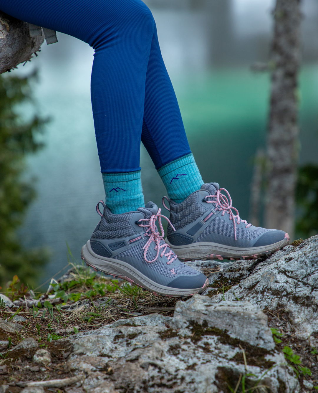 woman wearing monterra hiking boots