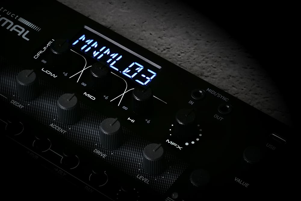 deconstruct MINIMAL Effects