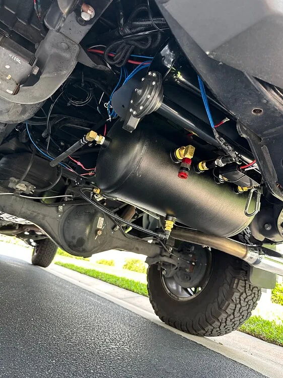 Black air tank rear differential exhaust pipe air horn wiring control box Bruce's 2019 Tacoma Stealth spare tire delete gallery photo 4