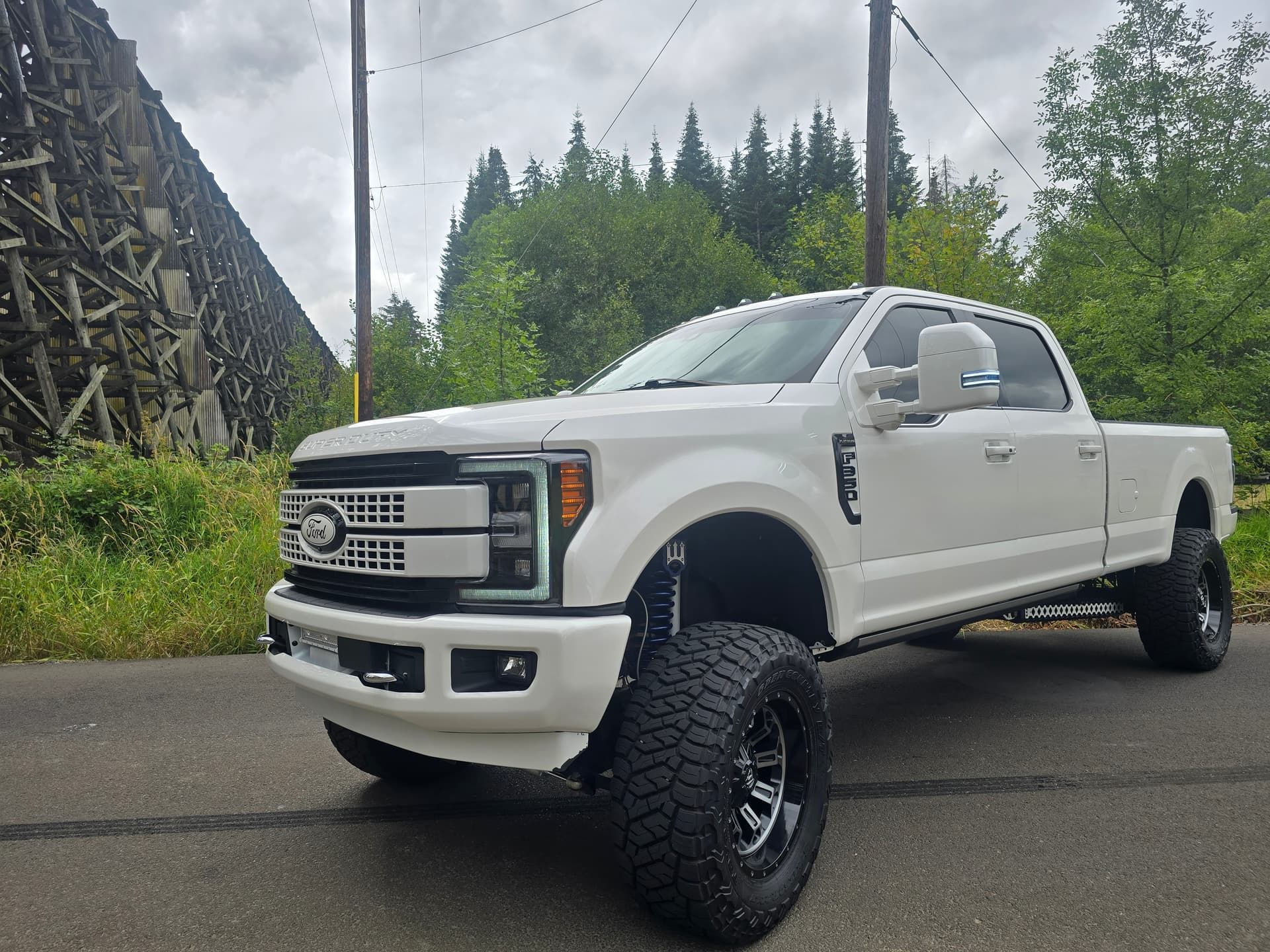Ben's 2017 Ford F350 Platinum Train Horn Install with Spare Tire Delete Kit Heavy Duty