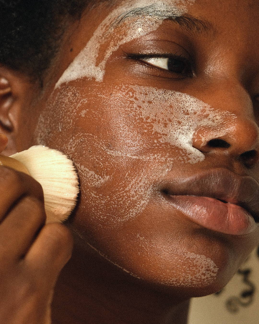 Our tips for an effective homemade face scrub picture