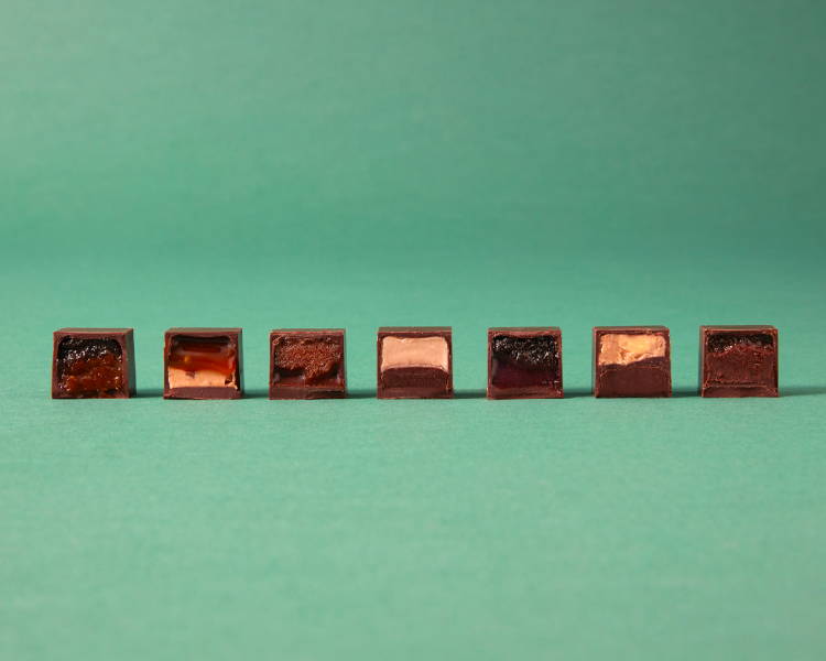 Bonbons in a line