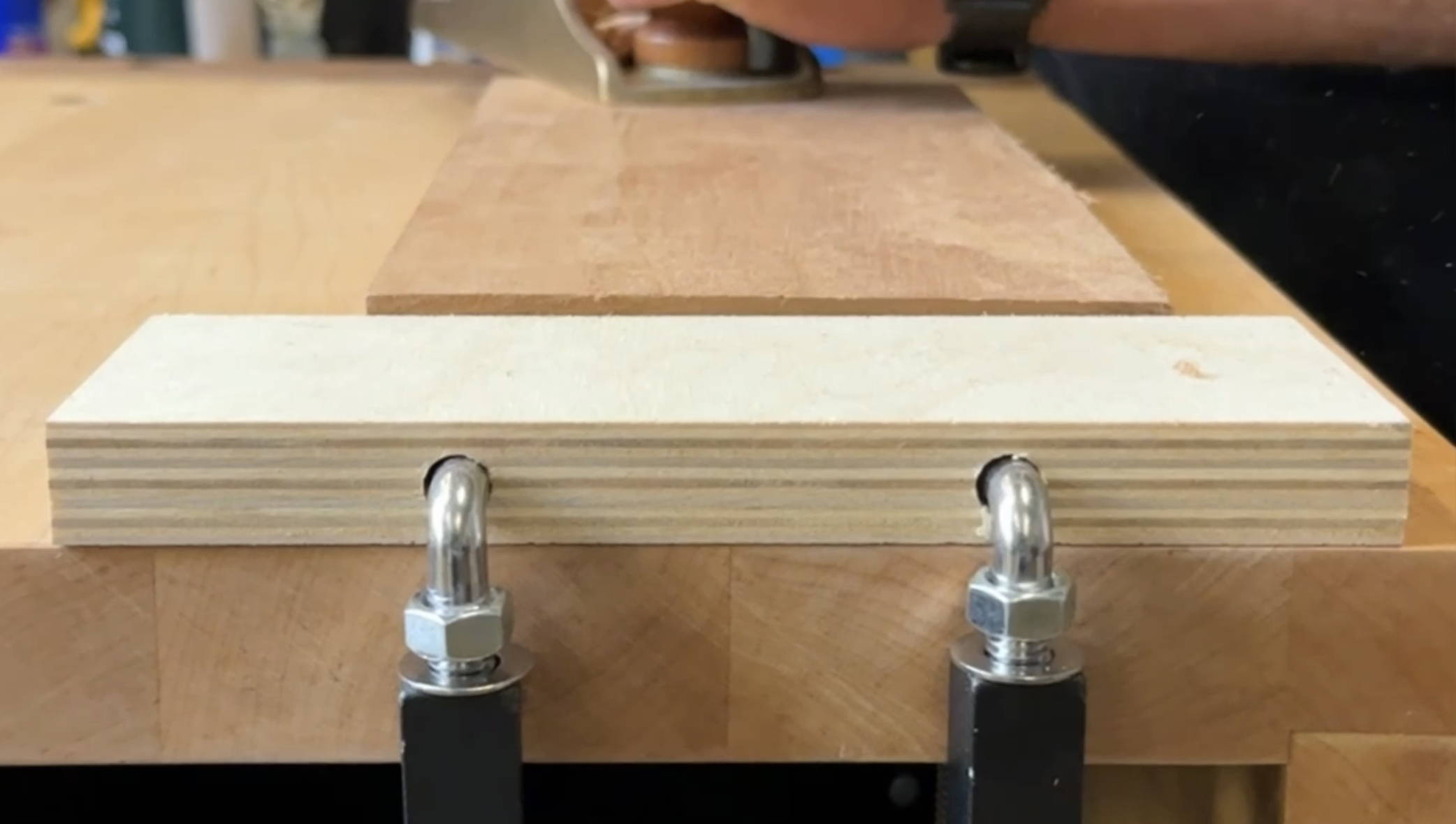 removable plane stop with adjustable fence clamps