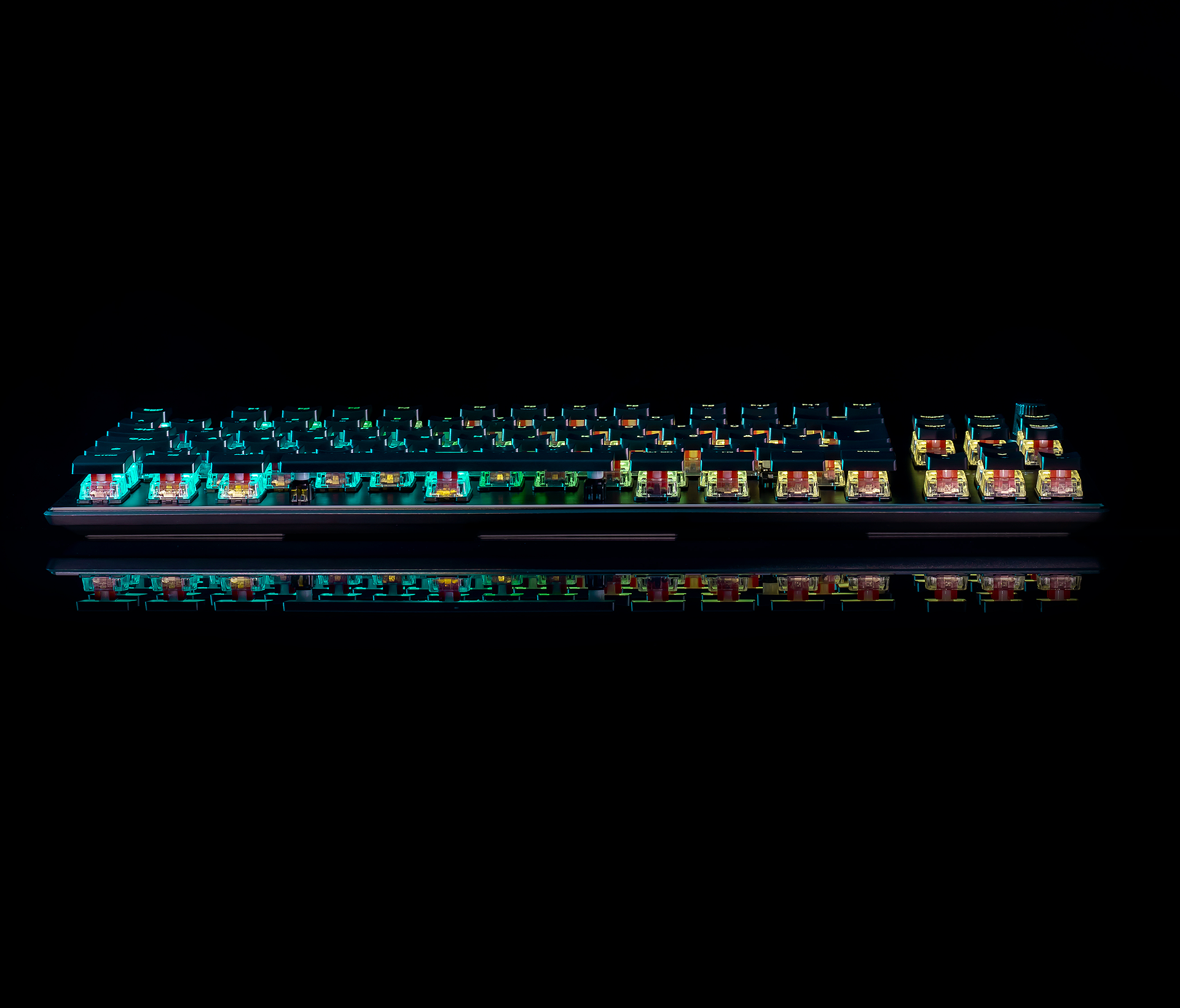 Vulcan TKL Pro, Compact Optical RGB Gaming Keyboard