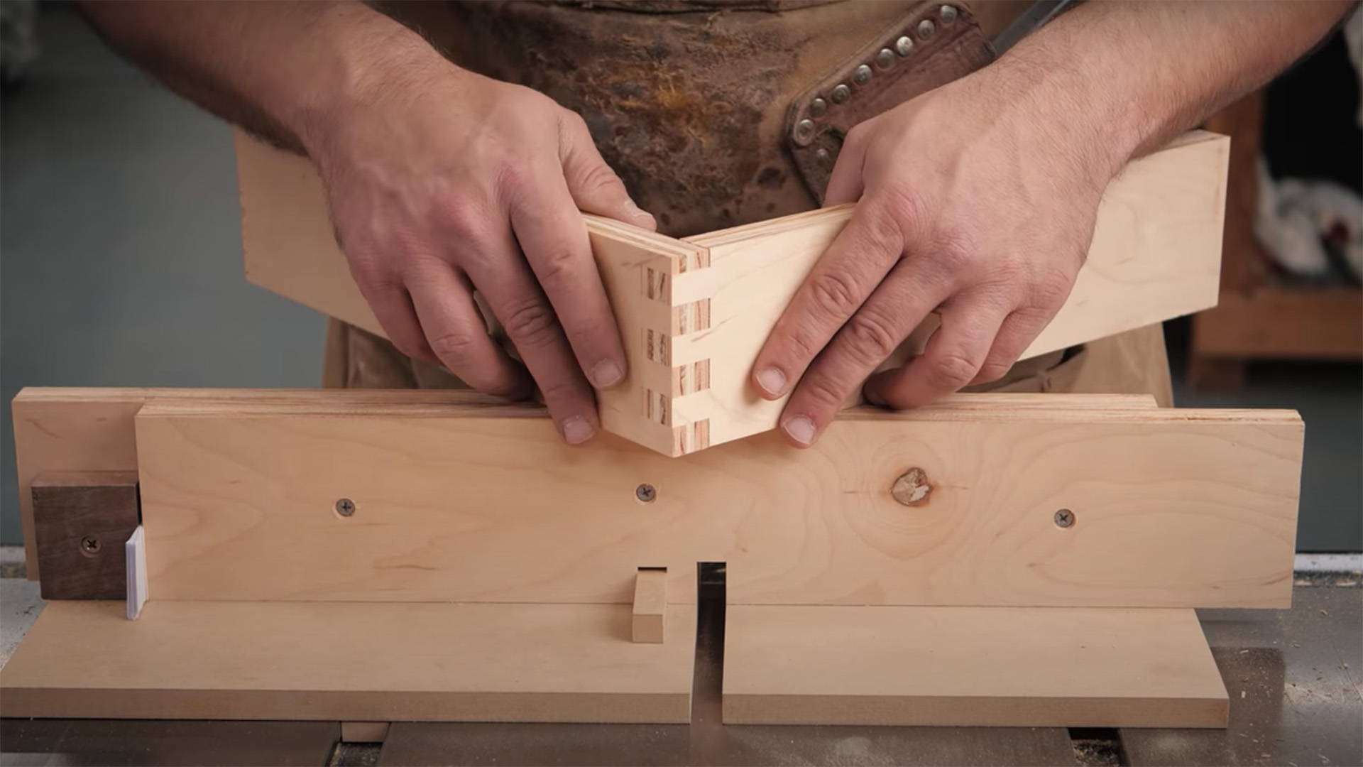 box joints and box joint jig