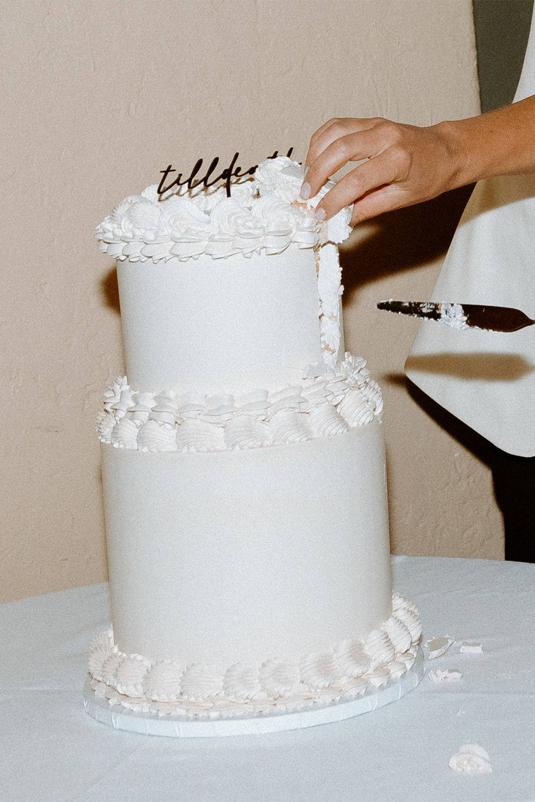 Wedding cake “till death do us apart”
