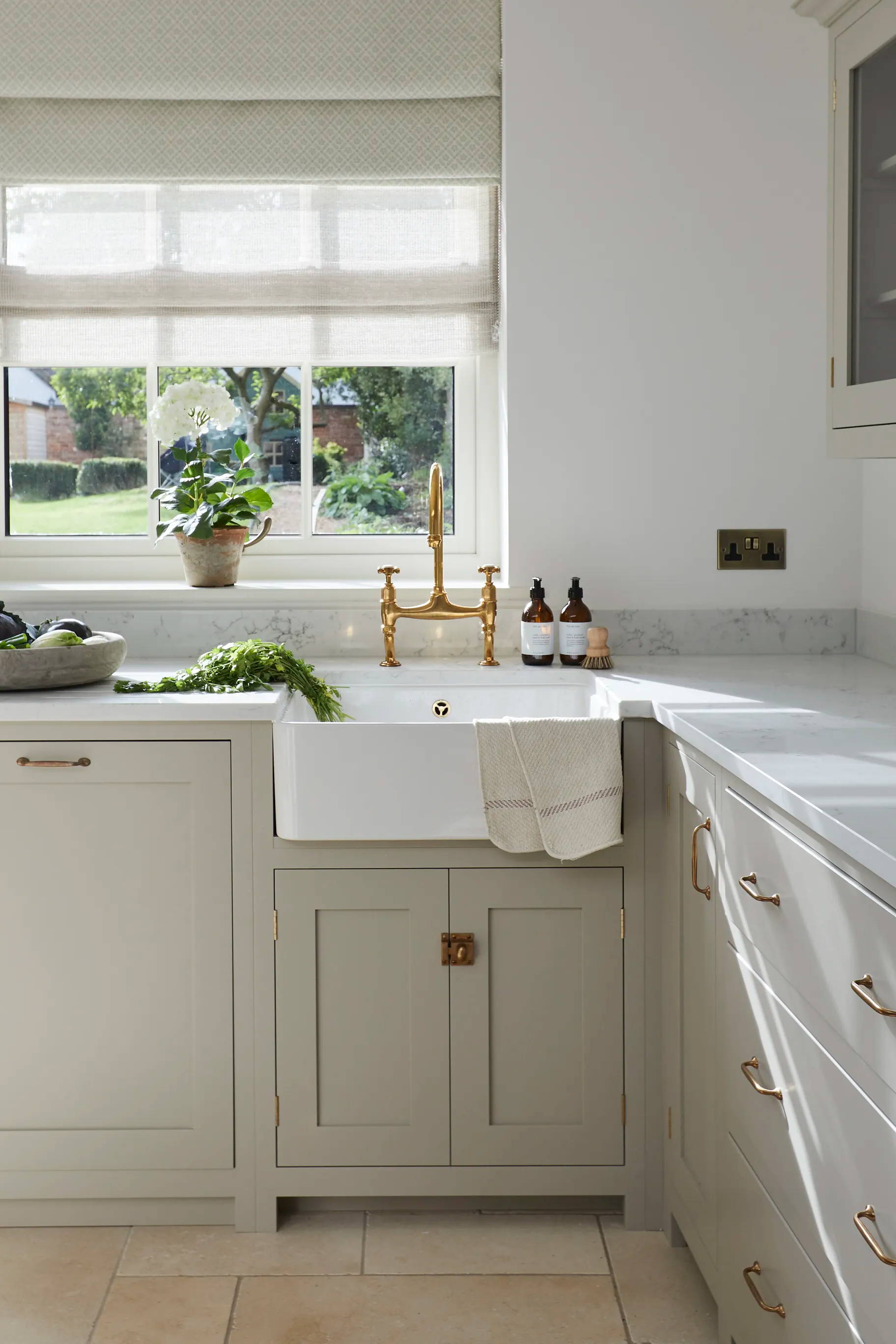 Neutral Kitchen Ideas & Inspiration - Armac Martin