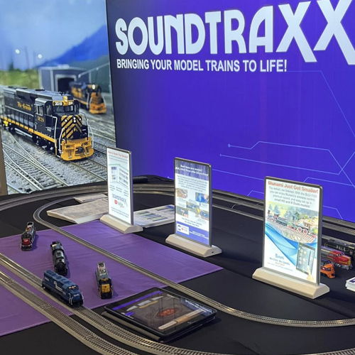 SoundTraxx booth