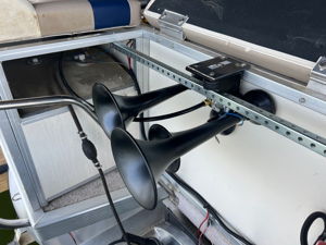 Jason's 2005 Triton Pontoon Boat Train Horn Install with Outlaw Train Horn Kit