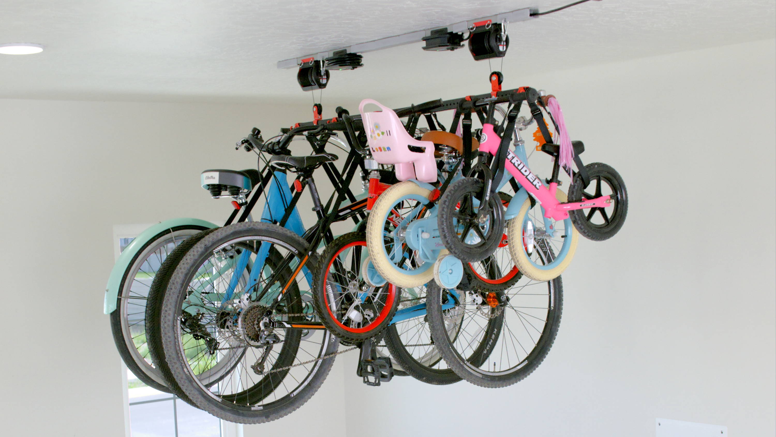 SmarterHome Multi-Bike Lifter Bike Storage Solution