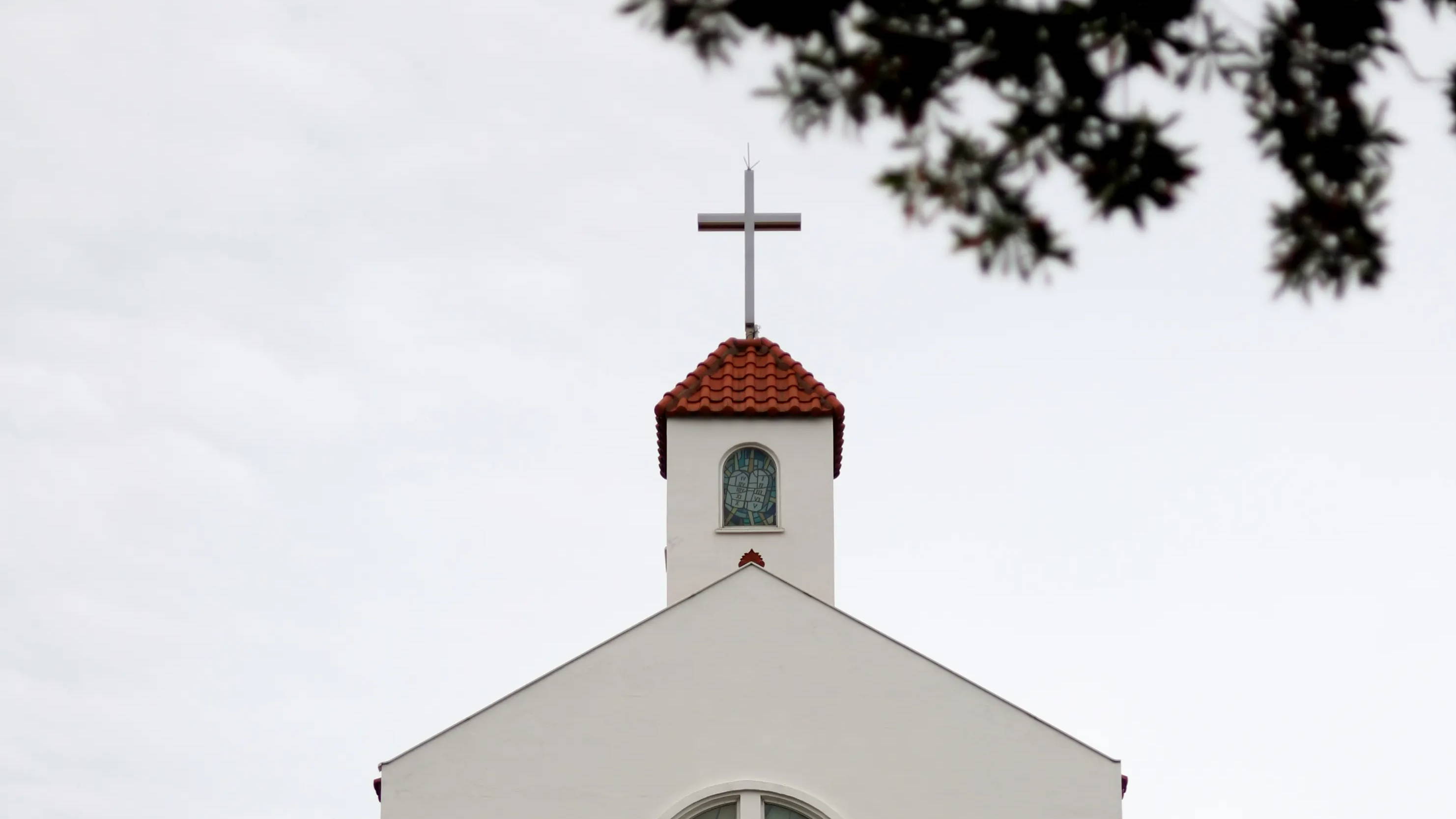 Do churches have alarms?