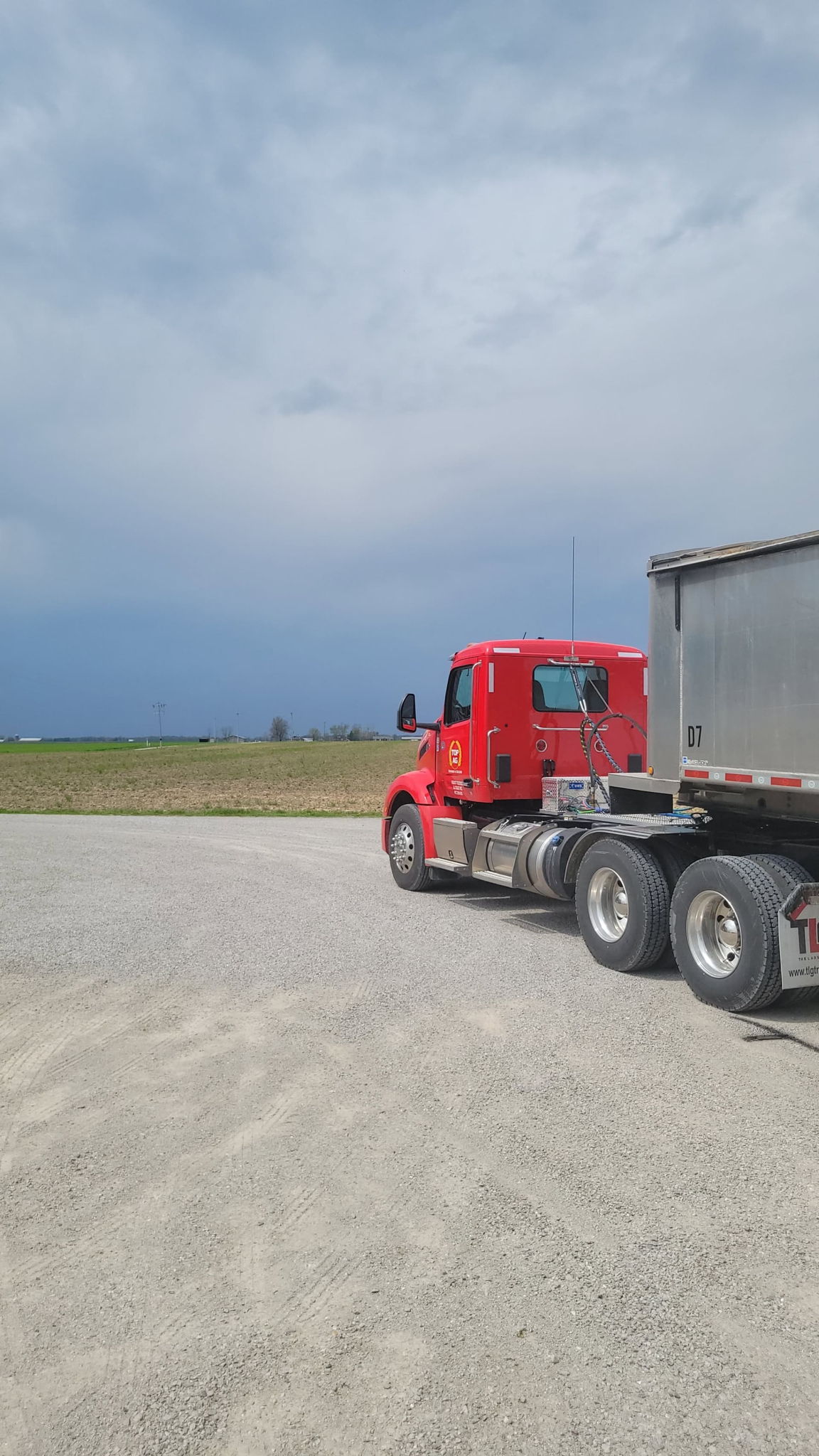 Ryan’s 2025 Peterbilt 579 Gets Loud with Outlaw Chrome Train Horn