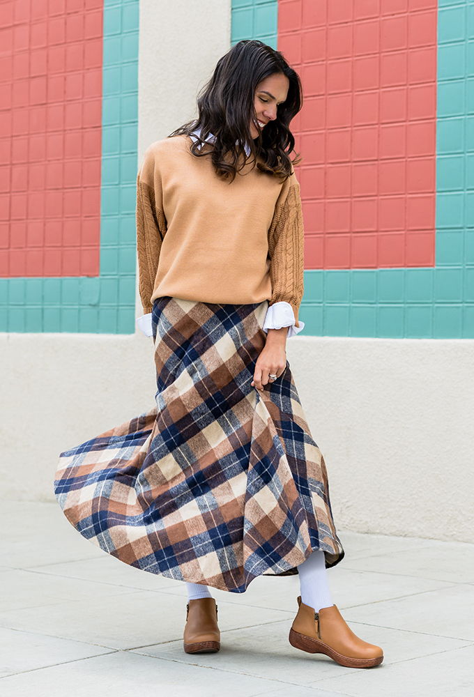 Model wearing Oaklee Rancho Bootie | Alegria Shoes