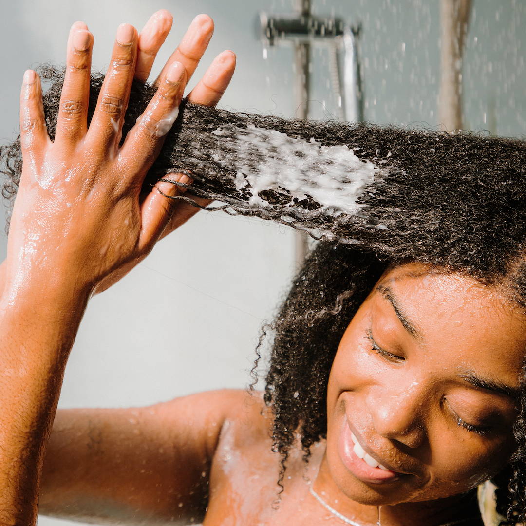 applying hair mask