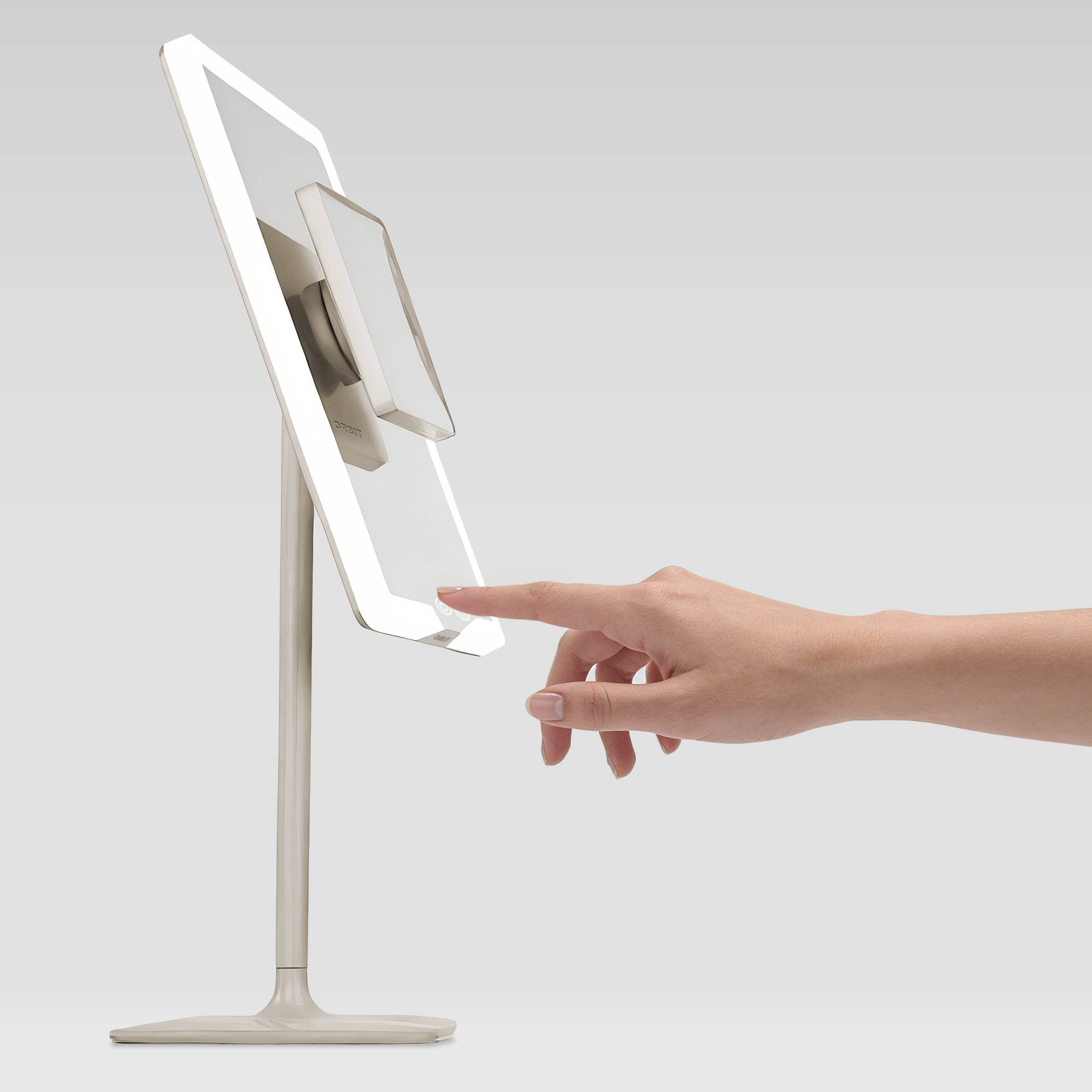 best vanity mirror with light