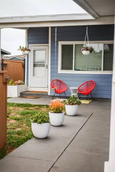 Exterior of the airbnb used in Crescent City photoshoot.