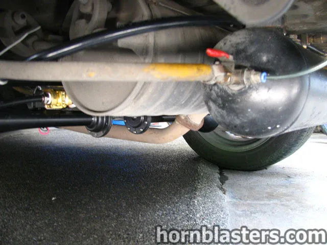 Train horns mounted near muffler exhaust rear axle Raymond's Toyota RAV4 Conductor's Special 844K Nightmare Edition gallery photo 3