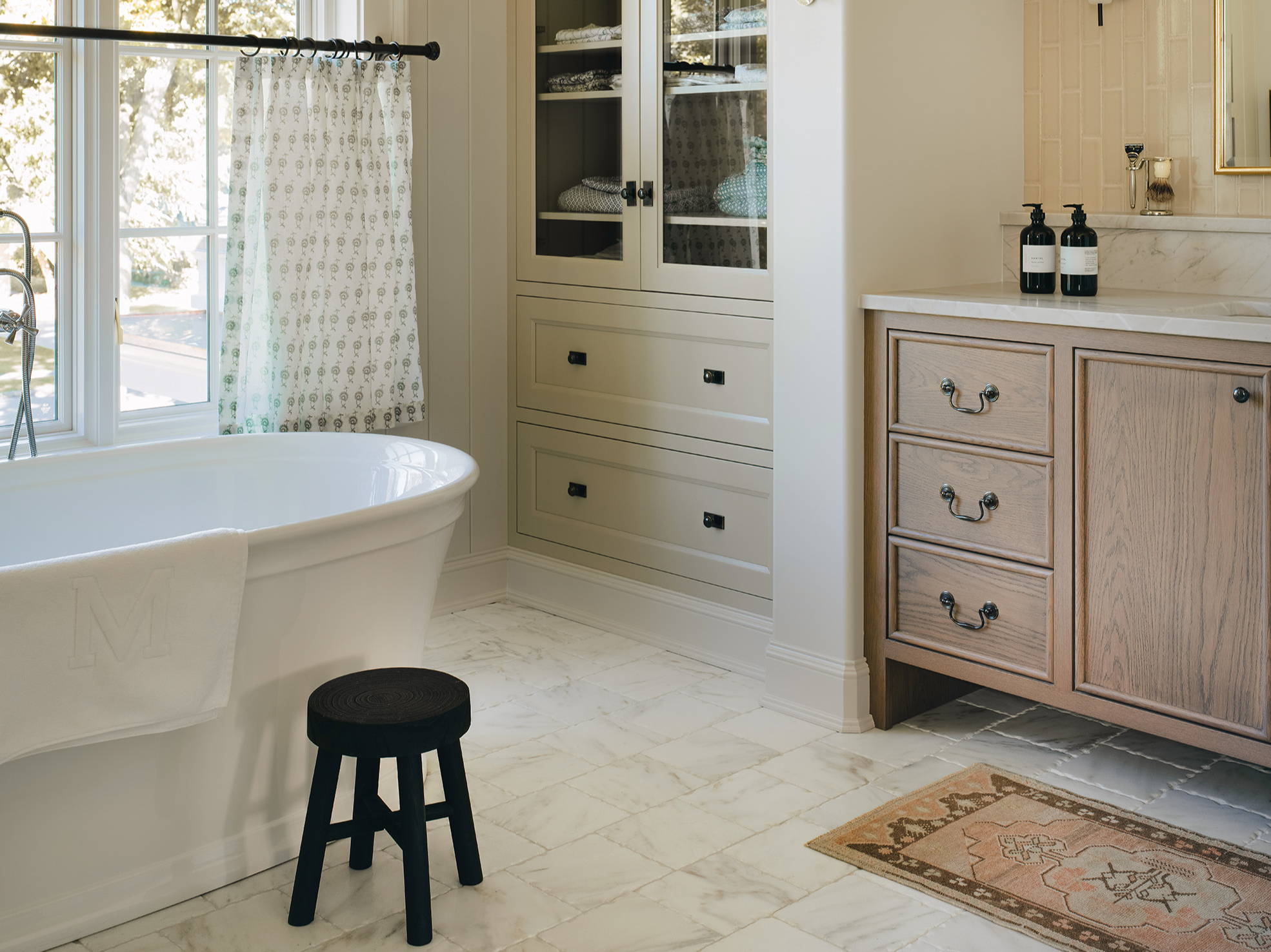 Country Bathrooms_Jean Stoffer Design