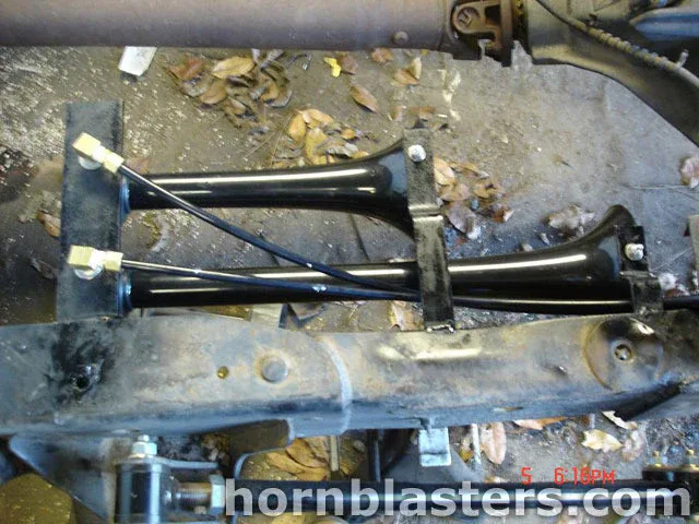 Noel's 2000 Ford F150 Super Cab Train Horn Install