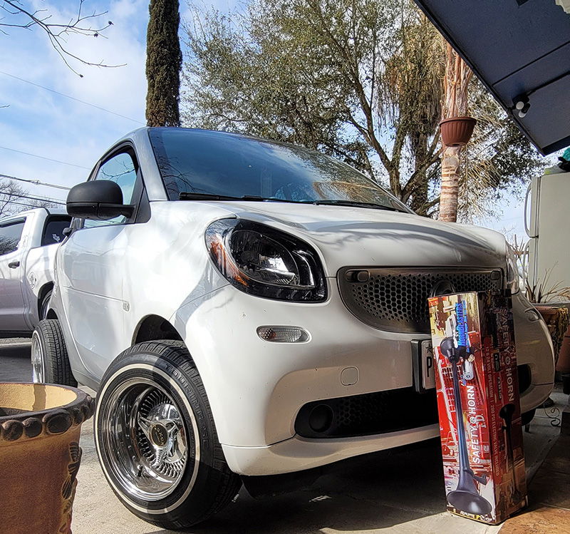 Roger's 2016 Smart Car Fortwo Air Horn Install