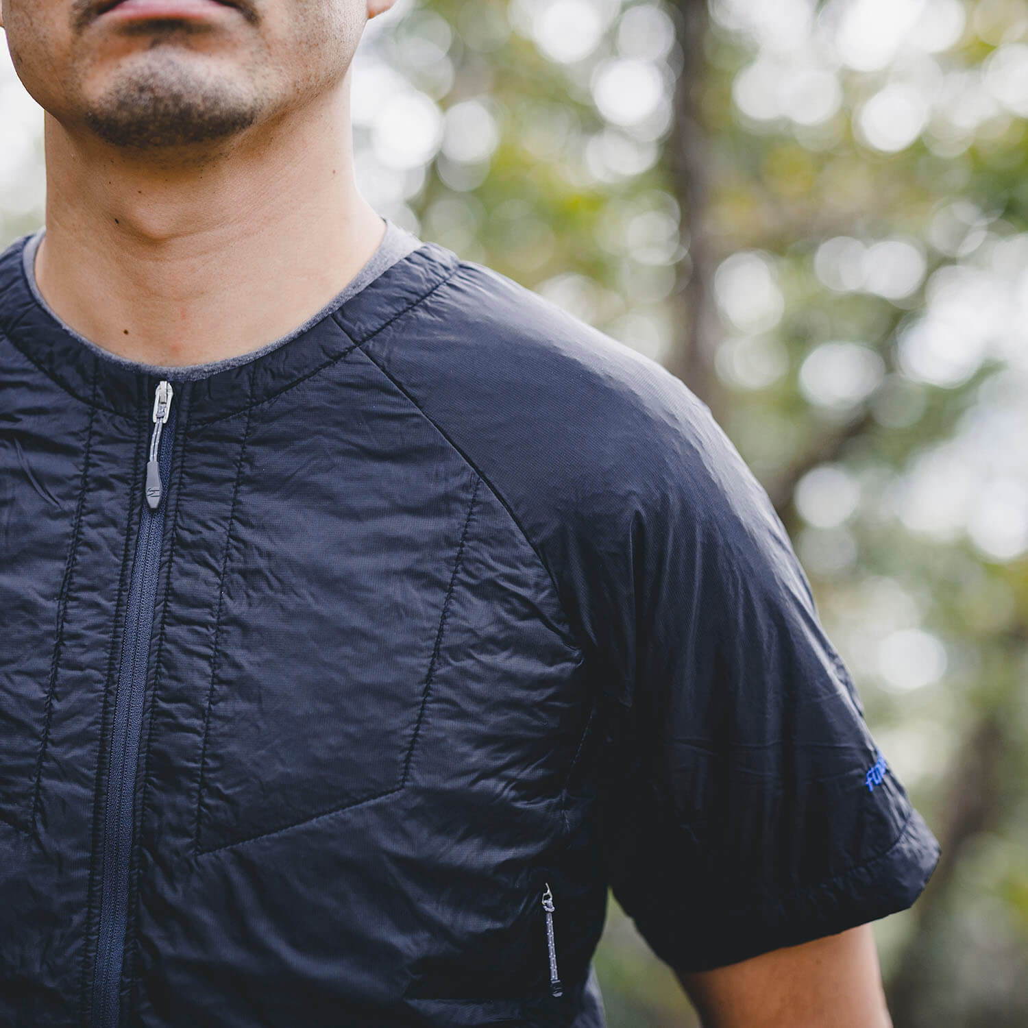 finetrack（ファイントラック ）/ポリゴン2ULハーフスリーブジャケット/ブラック/MENS