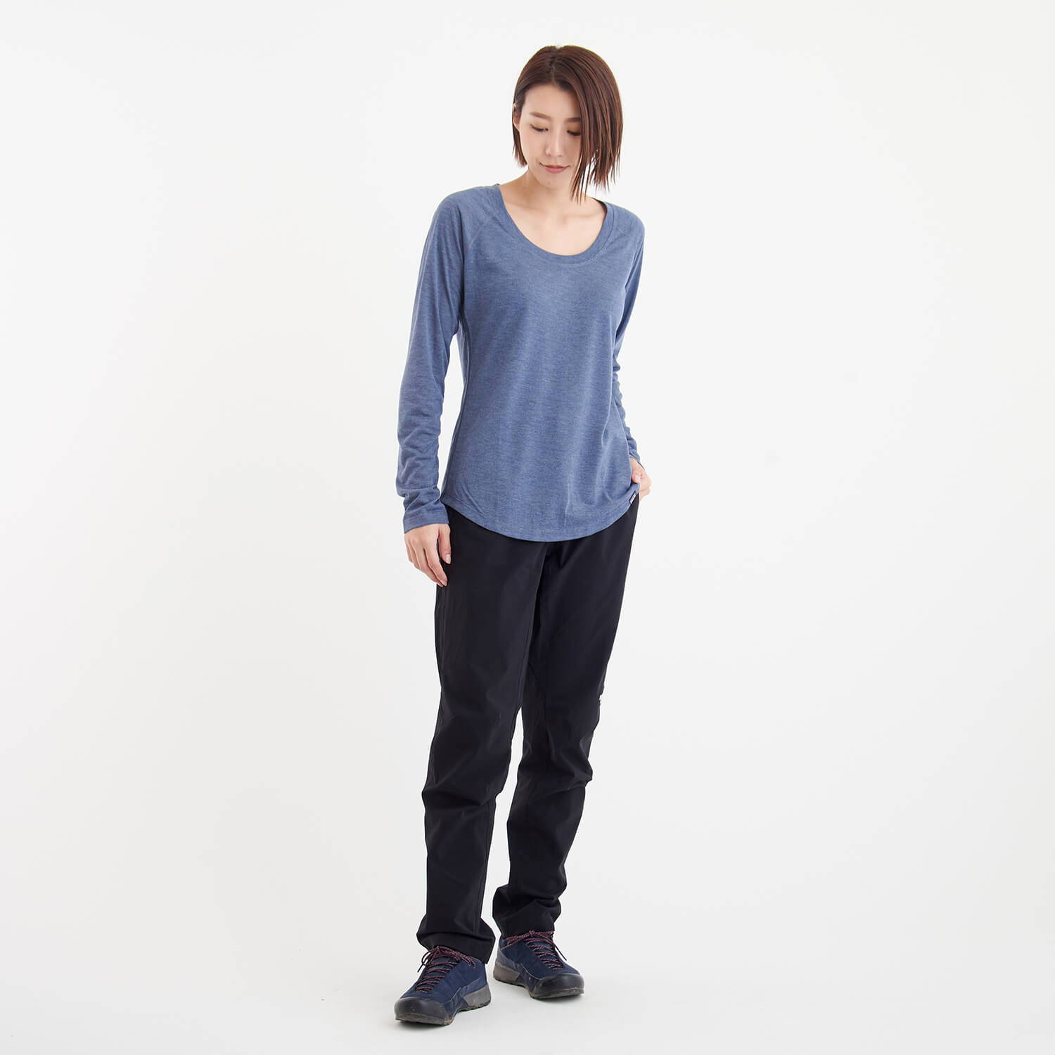patagonia（パタゴニア）/キャプリーンクール ロングスリーブトレイルシャツ/ネイビー/WOMENS