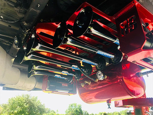 Corey's 2018 Chevrolet Suburban Train Horn Install