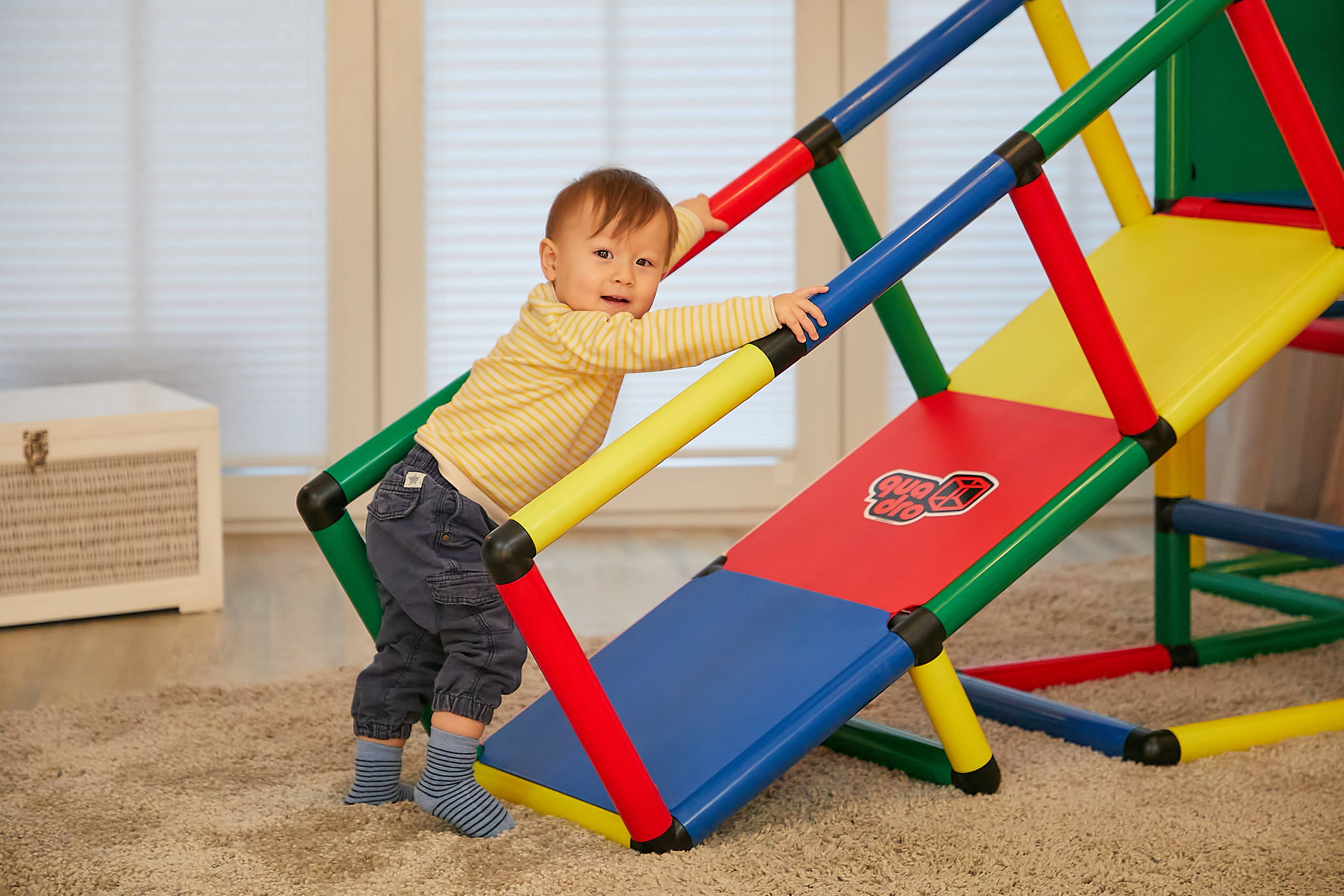 Kletterturm Quadro Adventure + Kletterpyramide – QUADRO THE GIANT ...