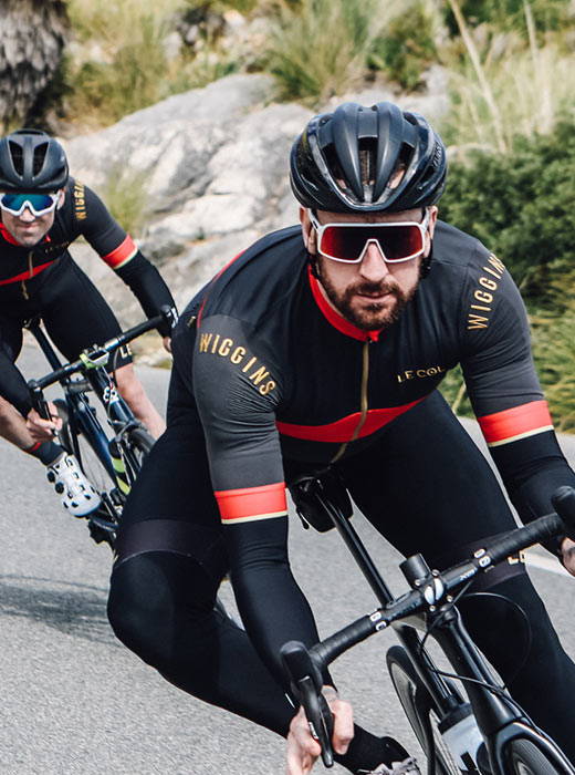 le col cycling apparel