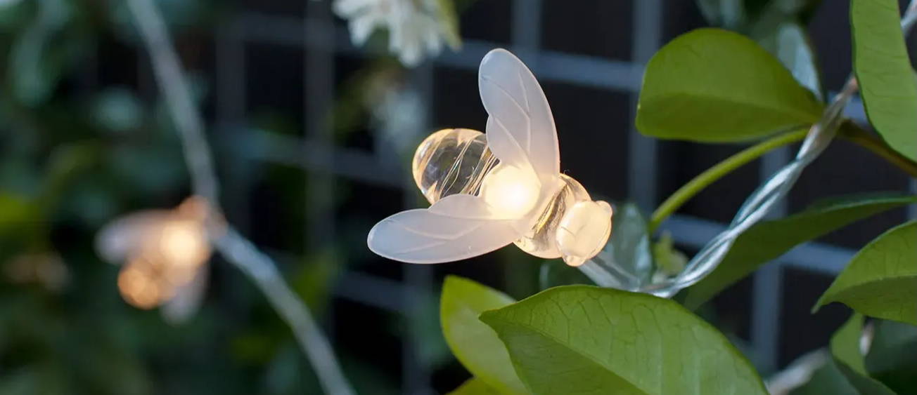 20-bee-led-solar-fairy-lights-close-up