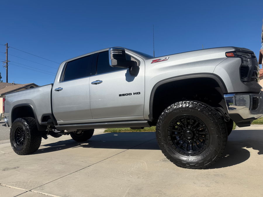 Nicole's 2024 Chevy Silverado 2500 HD Train Horn Install with Stealth Spare Tire Delete Kit