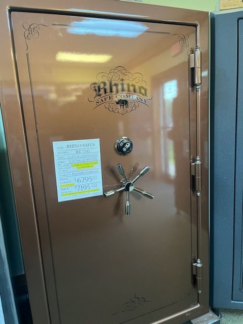 Rhino RT7242 gun safe for sale