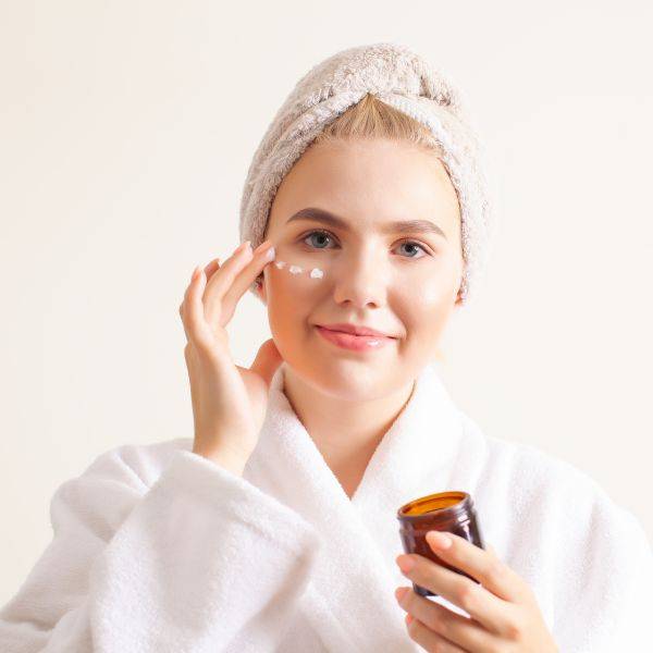 skin prep - moisturize face