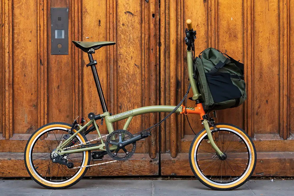 4 To Consider When A Brompton Bag – Curbside Cycle