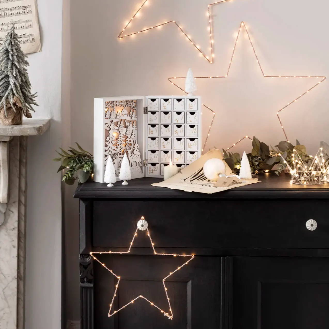 Rose Gold Osby Large Star Window Light