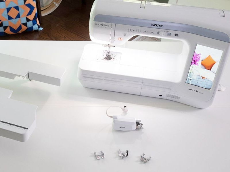 Brother BQ2500 Sewing and Quilting Machine With Quilters Bundle