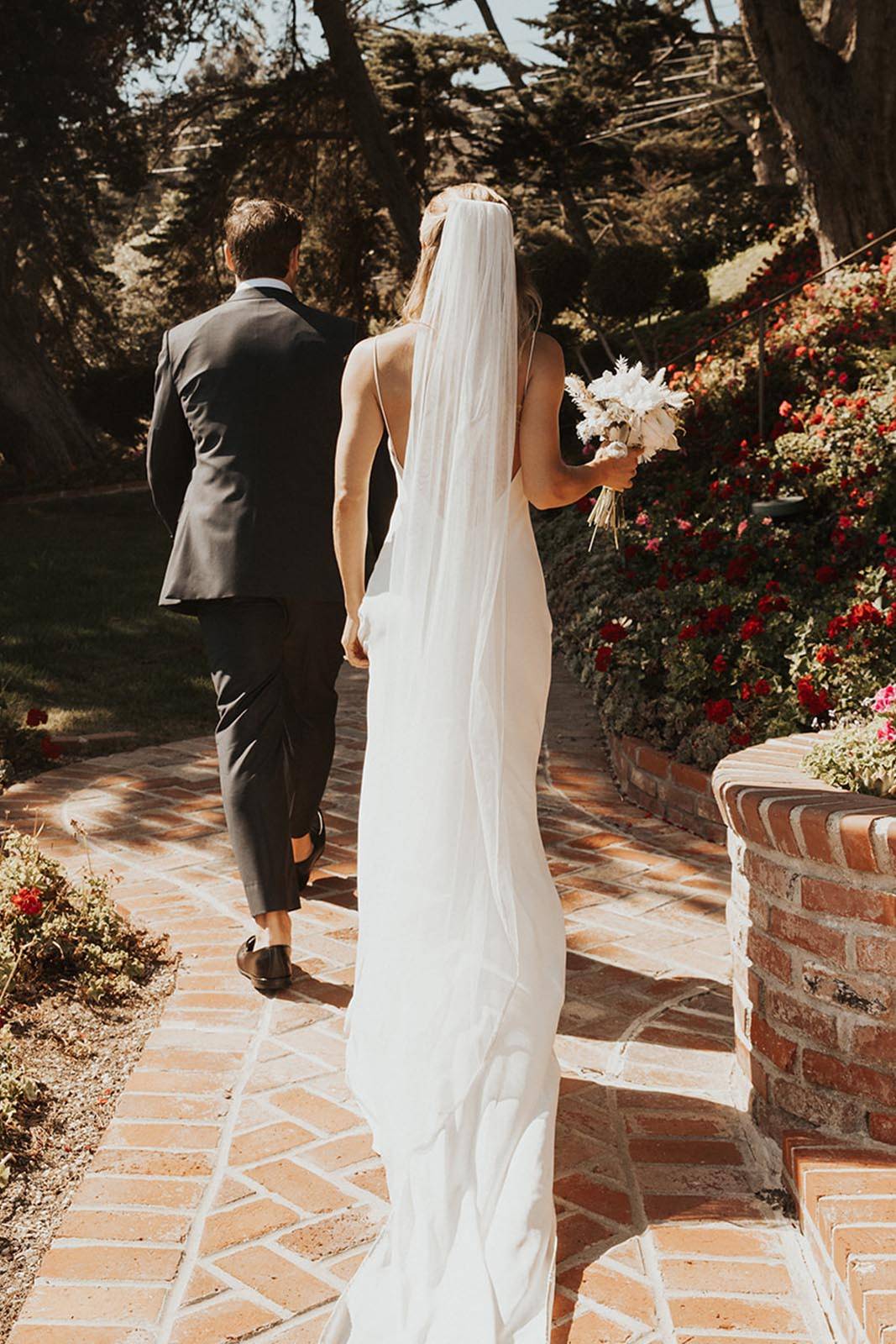 The Mandala Veil on bride wearing the Summer gown