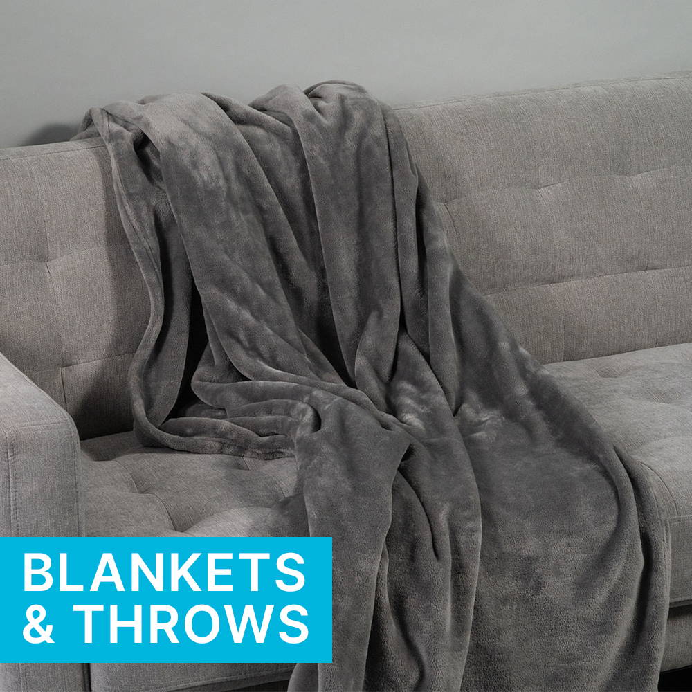 Blankets & Throws D