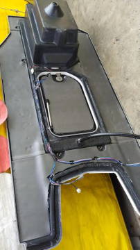 Boat hatch soundproofing