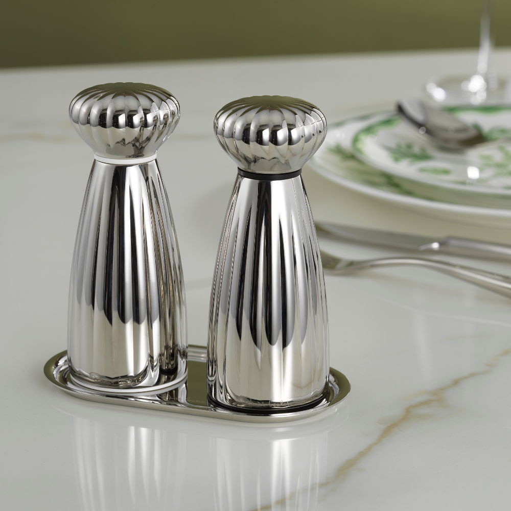 Palm Bright Medium Salt and Pepper Mills with Tray Set