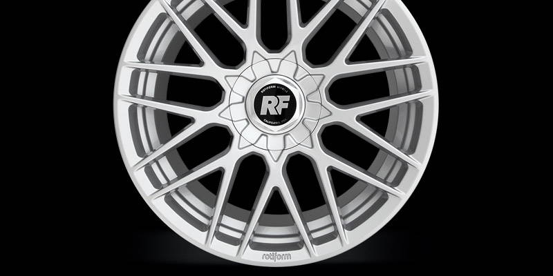Rotiform RSE Wheel