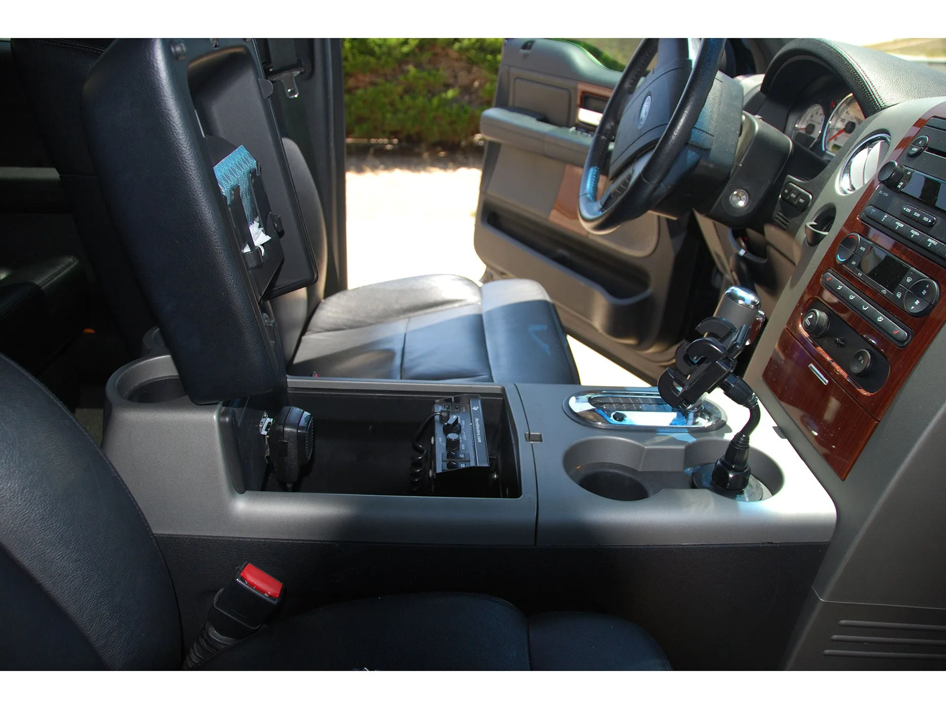 Mario's Ford F150 SuperCrew Cab Train Horn Install